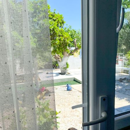 Lacivert Hotel Ayvalik Bagian luar foto