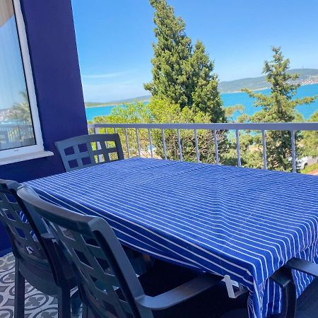 Lacivert Hotel Ayvalik Bagian luar foto