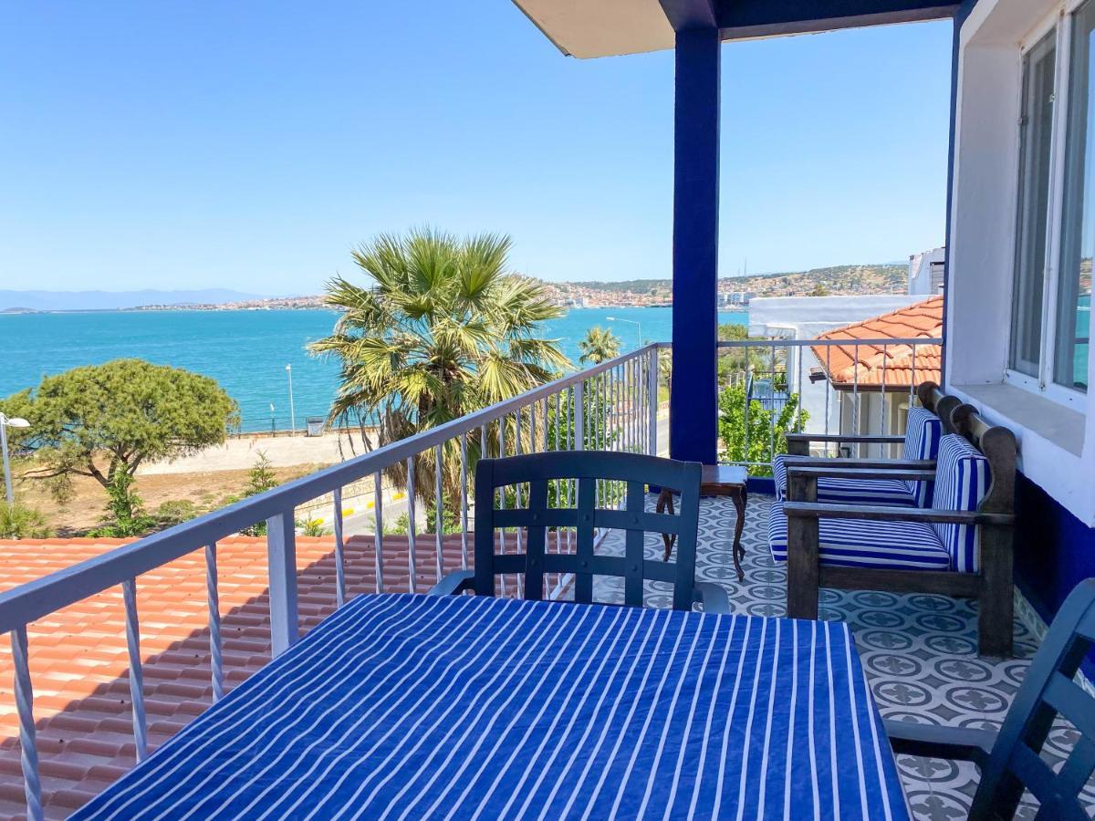 Lacivert Hotel Ayvalik Bagian luar foto