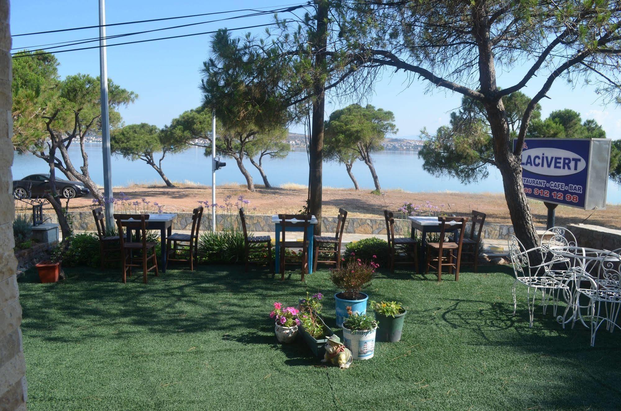 Lacivert Hotel Ayvalik Bagian luar foto